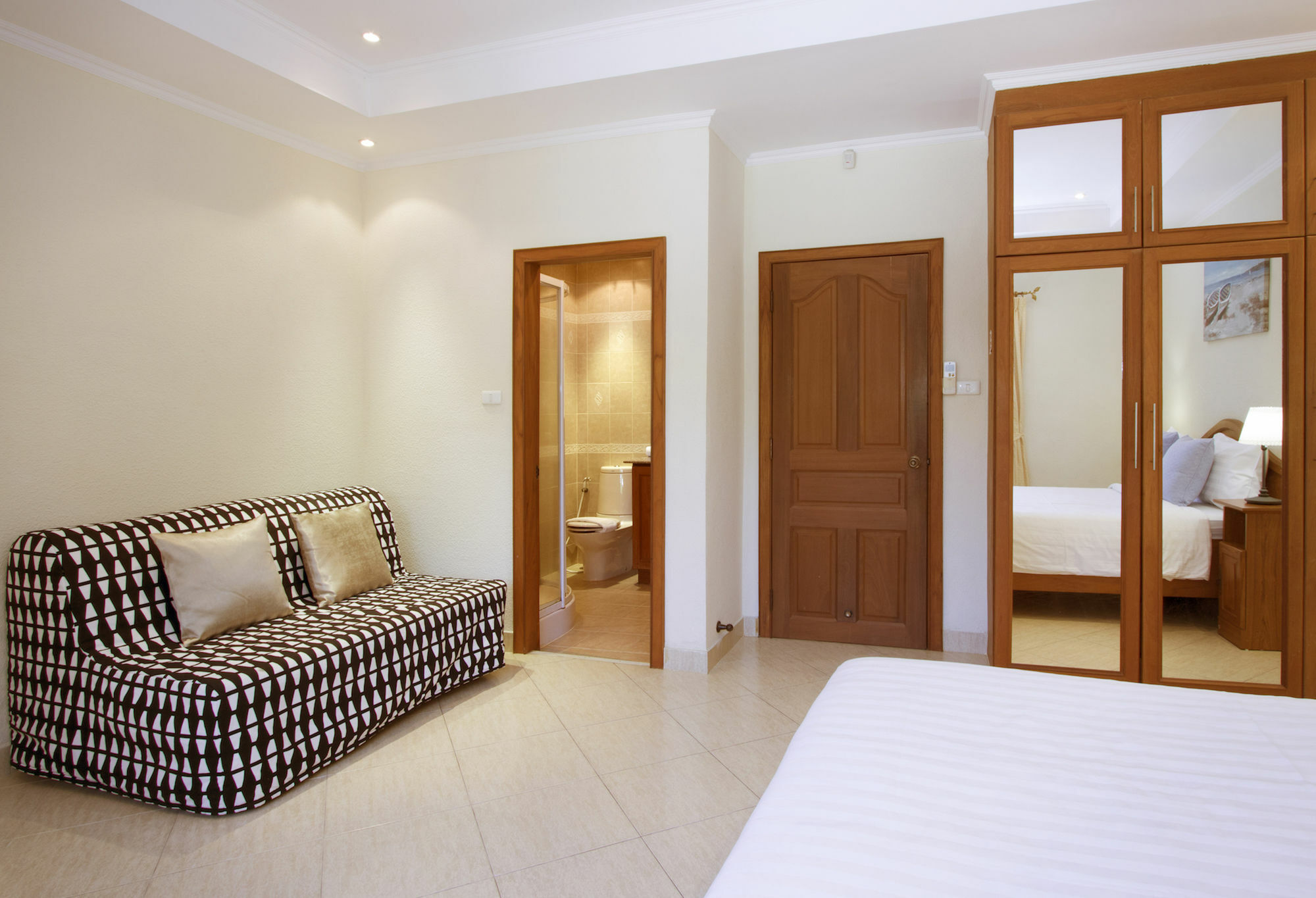 Ashford Villas Cosy Beach Pattaya * Pattaya